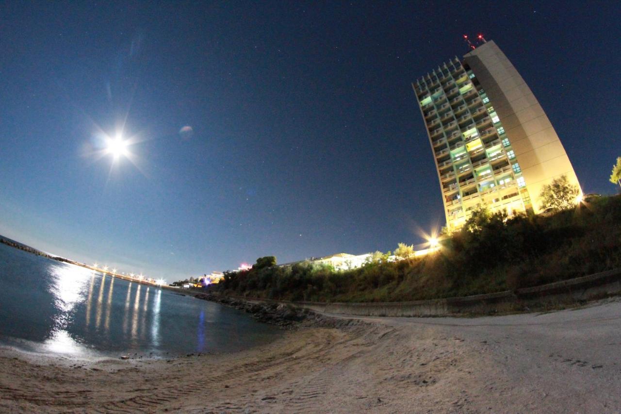 Hotel Capitol جوبيتر المظهر الخارجي الصورة