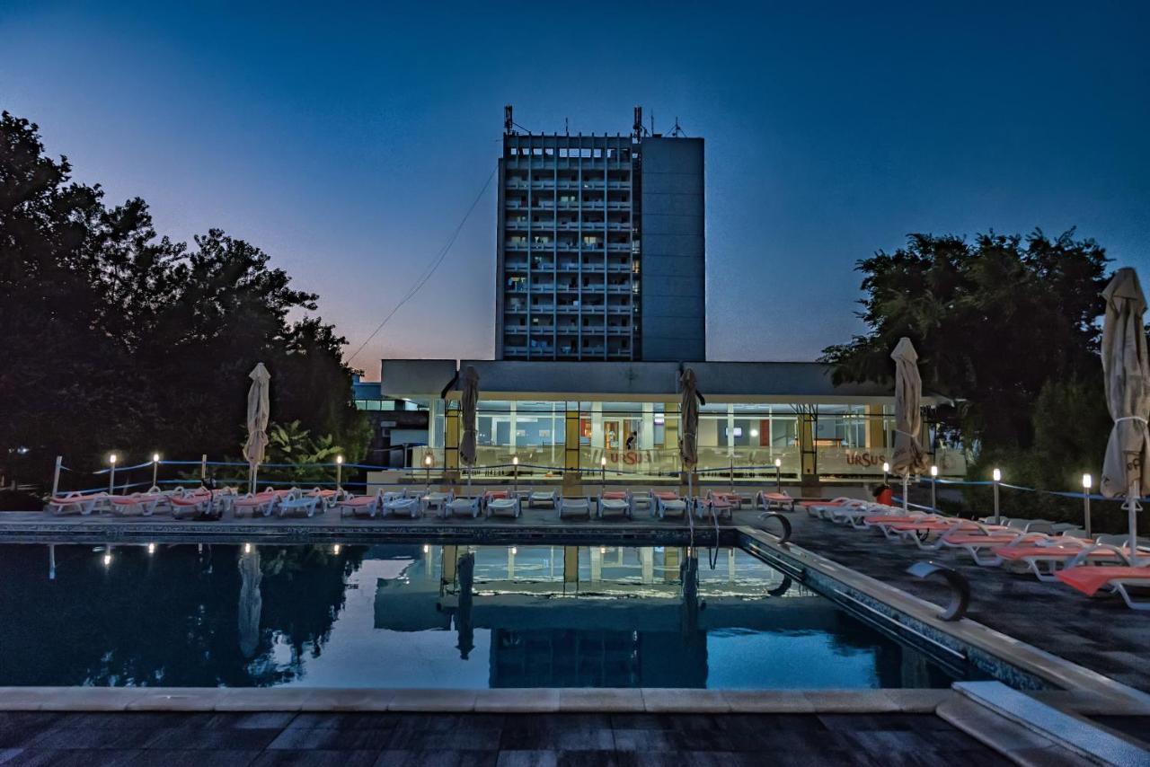 Hotel Capitol جوبيتر المظهر الخارجي الصورة